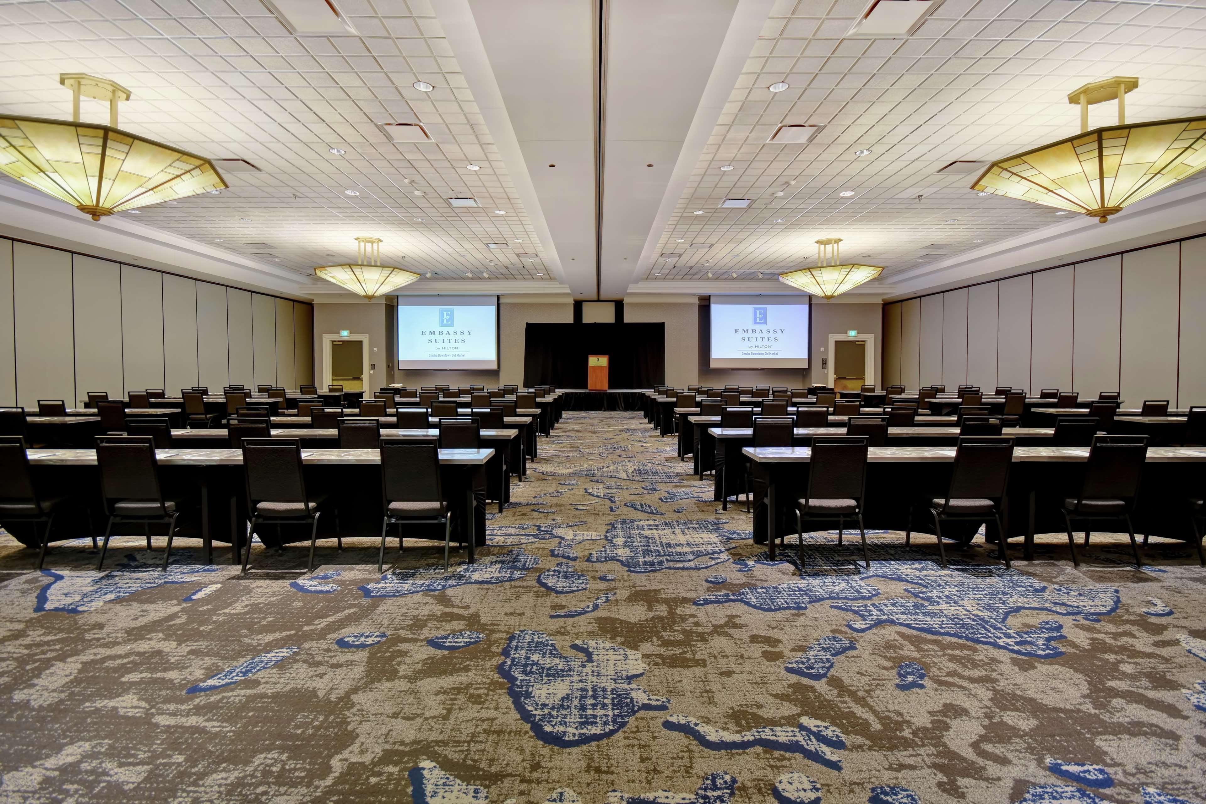 Embassy By Hilton Downtown Old Market Hotel 4*