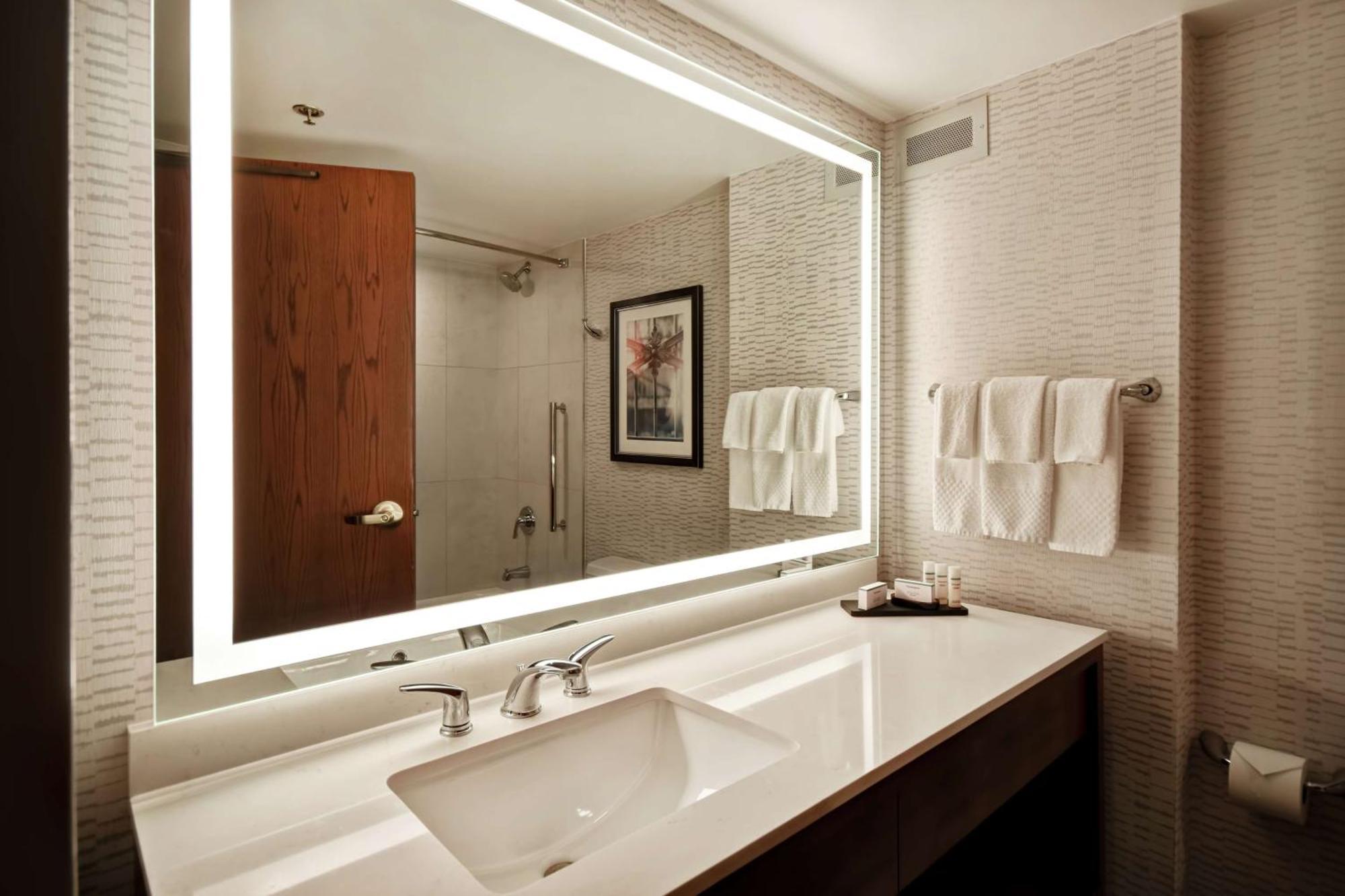 Embassy By Hilton Downtown Old Market 4* Omaha